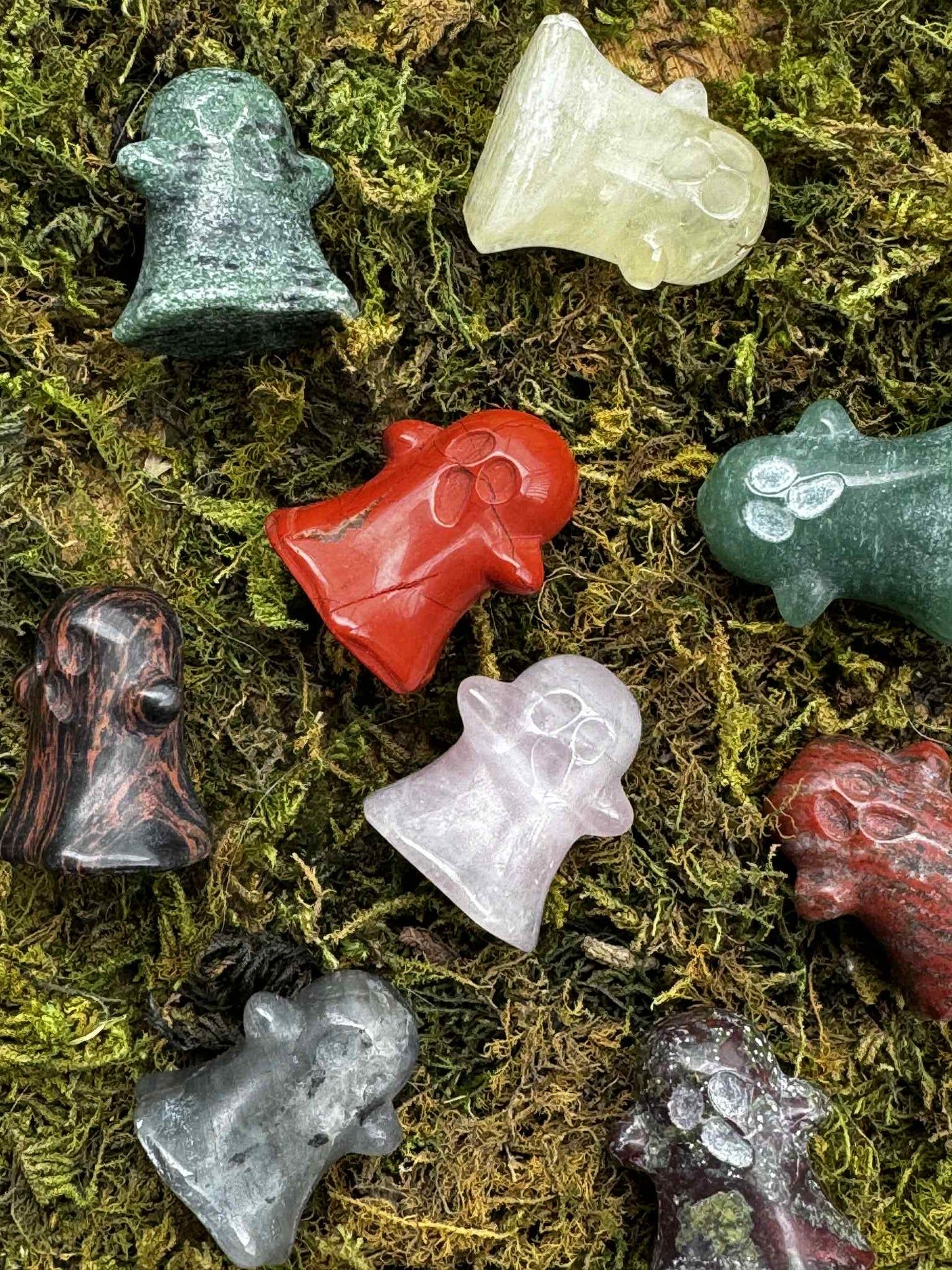 Mixed Material Mini Ghost Carvings